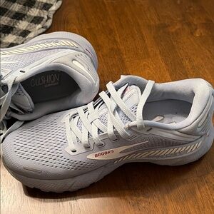 Brooks Women's Light Powder blue.